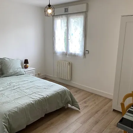 Grand F4 Bien Situe Pour Visiter Paris