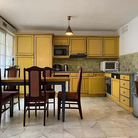 Apartment Grand F4 Bien Situe Pour Visiter Paris Le Bourget