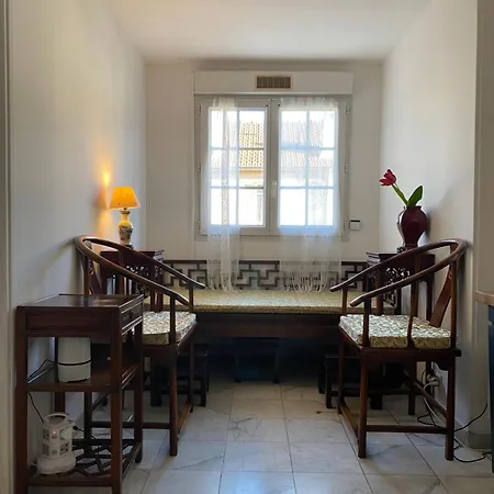 Grand F4 Bien Situe Pour Visiter Paris Apartment