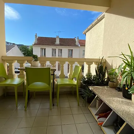 Grand F4 Bien Situé Pour Visiter Paris